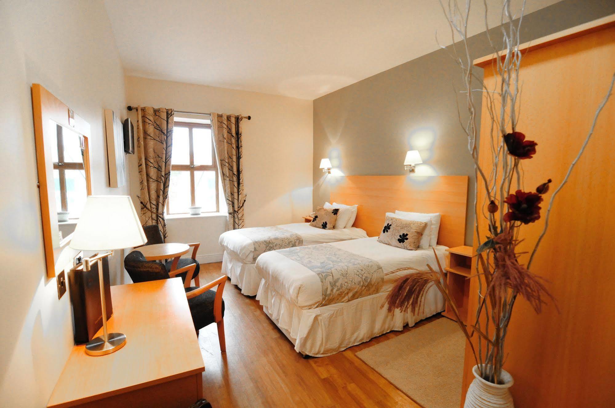 The Coach House 3*